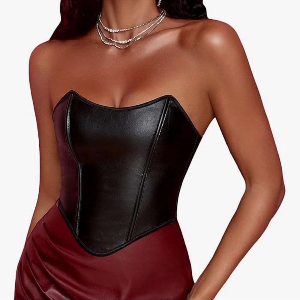Black lace up corset